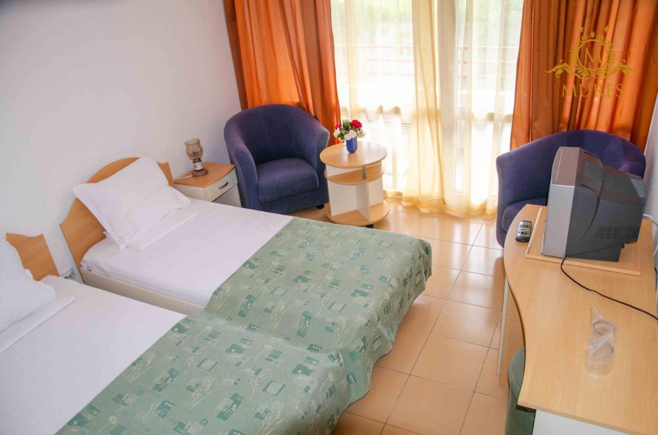 Hotel Mures サターン エクステリア 写真
